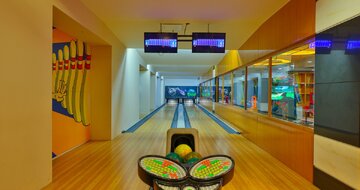 Crystal Family - bowling - letecký zájazd CK Turancar - Turecko, Belek