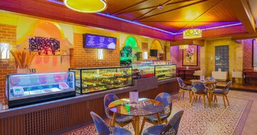 Crystal Family - cukráreň - letecký zájazd CK Turancar - Turecko, Belek