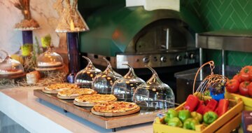 Crystal Centro - pizza - letecký zájazd CK Turancar - Turecko, Lara