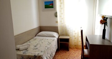 Hotel CIRENE v letovisku Rimini, dovolenka autobusovou a individuálnou dopravou CK TURANCAR