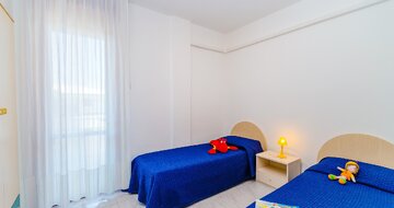 Rezidencia Ambassador v Bibione, apartmány individuálnou alebo autobusovou dopravou CK TURANCAR