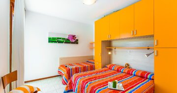 Rezidencia Ambassador v Bibione, apartmány individuálnou alebo autobusovou dopravou CK TURANCAR