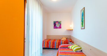 Rezidencia Ambassador v Bibione, apartmány individuálnou alebo autobusovou dopravou CK TURANCAR