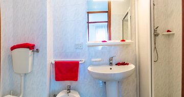 Rezidencia Ambassador v Bibione, apartmány individuálnou alebo autobusovou dopravou CK TURANCAR