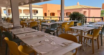 Red Sun Village - jedáleň - letecký zájazd CK Turancar - Taliansko - Sardínia