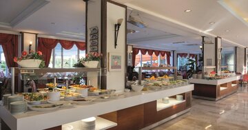 Pine House - bufetové stoly - letecký zájazd CK Turancar - Turecko, Kemer