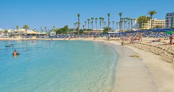 Chrysomaren Beach Hotel & Resort – pláž – letecký zájazd CK Turancar – Cyprus, Ayia Napa