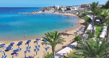 Golden Coast Beach – pláž – letecký zájazd CK Turancar – Cyprus, Protaras