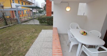 Vila Bruna v BIBIONE - trilo C na prízemí - Taliansko, pobyty individuálnou a autobusovou dopravou CK TURANCAR