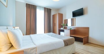 Albanian Star – izba – letecký zájazd CK Turancar – Albánsko, Durrës