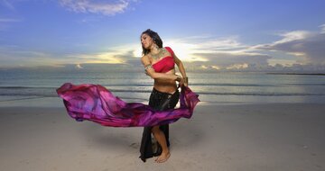 belly dance a pláži - Thasos - Joga, relax pobyt - letecký zájazd CK TURANCAR