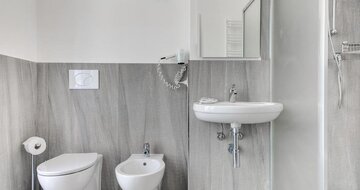 Hotel Quisisana, Rimini Marina Centro, zájazdy autobusovou a individuálnou dopravou CK TURANCAR