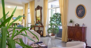 Hotel Quisisana, Rimini Marina Centro, zájazdy autobusovou a individuálnou dopravou CK TURANCAR