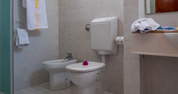 Villa dei Fiori v letovisku Viserbella - Rimini - dovolenka autobusovou a individuálnou dopravou CK TURANCAR