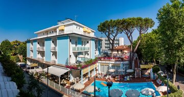 Villa dei Fiori v letovisku Viserbella - Rimini - dovolenka autobusovou a individuálnou dopravou CK TURANCAR