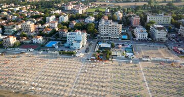 Villa dei Fiori v letovisku Viserbella - Rimini - dovolenka autobusovou a individuálnou dopravou CK TURANCAR