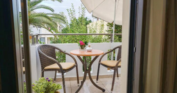 Flamingos Hotel - superior štúdio s výhľadom do záhrady alebo bazén-letecký zájazd CK Turancar - Kréta, Chania