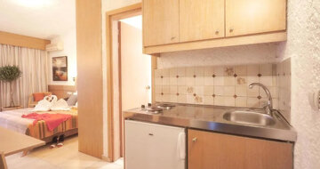 Flamingos Hotel - dvojlôžková izba -letecký zájazd CK Turancar - Kréta, Chania