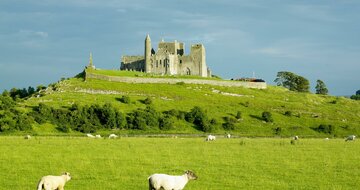 Letecký poznávací zájazd Dublin a južné Írsko Rock of Cashel
