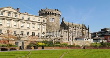 Okruh Írskom, letecký poznávací zájazd, Dublin a Mohérske útesy, Dublin hrad