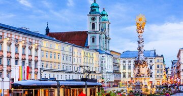 CK Turancar, autobusový poznávací zájazd, Česko a Rakúsko, Linz, historické centrum mesta