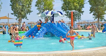 Hotel Messonghi Beach - detský bazén - letecký zájazd CK Turancar - Korfu, Messonghi