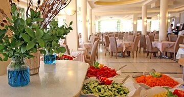Hotel Messonghi Beach - reštaurácia - letecký zájazd CK Turancar - Korfu, Messonghi
