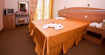 Hotel Zeus - izba - letecká a autobusová doprava - Bulhrasko- Pomorie
