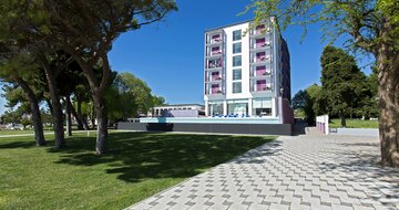 Hotel Adriatic - zájazd CK Turancar - Chorvátsko - Biograd na Moru