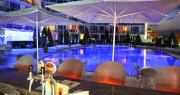 Hotel Queen Nelly - bazén, letecký a autobusový zájazd CK Turancar - Bulharsko , Primorsko