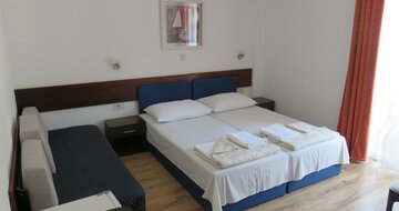 hotel Palma - izba - autobusový zájazd CK Turancar - Chorvátsko - Makarska