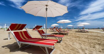 Hotel Bel Mare Rimini  Taliansko - zájazdy individuálnou dopravou CK TURANCAR - pláž