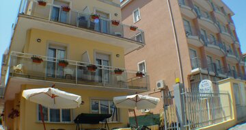 Hotel Bel Mare Rimini  Taliansko - zájazdy individuálnou dopravou CK TURANCAR