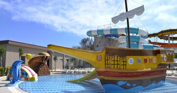 Hotel Sunmelia Beach Resort & Spa - bazén - letecký zájazd CK Turancar - Turecko, Kizilagac