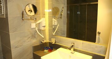 Hotel Sunmelia Beach Resort & Spa - izba - letecký zájazd CK Turancar - Turecko, Kizilagac