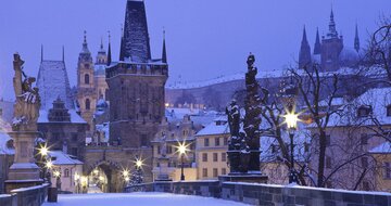 CK Tuancar, autobusový poznávací zájazd, Predvianočná Praha, Karlov most