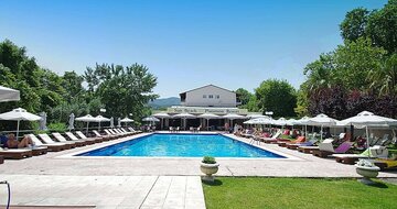 Hotel Sun Beach-Platamonas-Olympská riviéra-letecký zájazd CK Turancar-bazén, záhrada