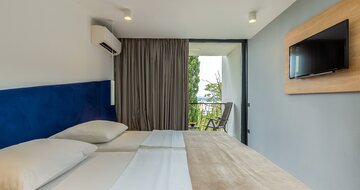 Holiday Resort Ad Turres - izba - autobusový zájazd CK Turancar - Chorvátsko, Kvarner, Crikvenica