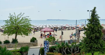 Hotel Bellevue Beach , Bulharsko, pláž, letecký a autokarový zájazd Slnečné pobrežie